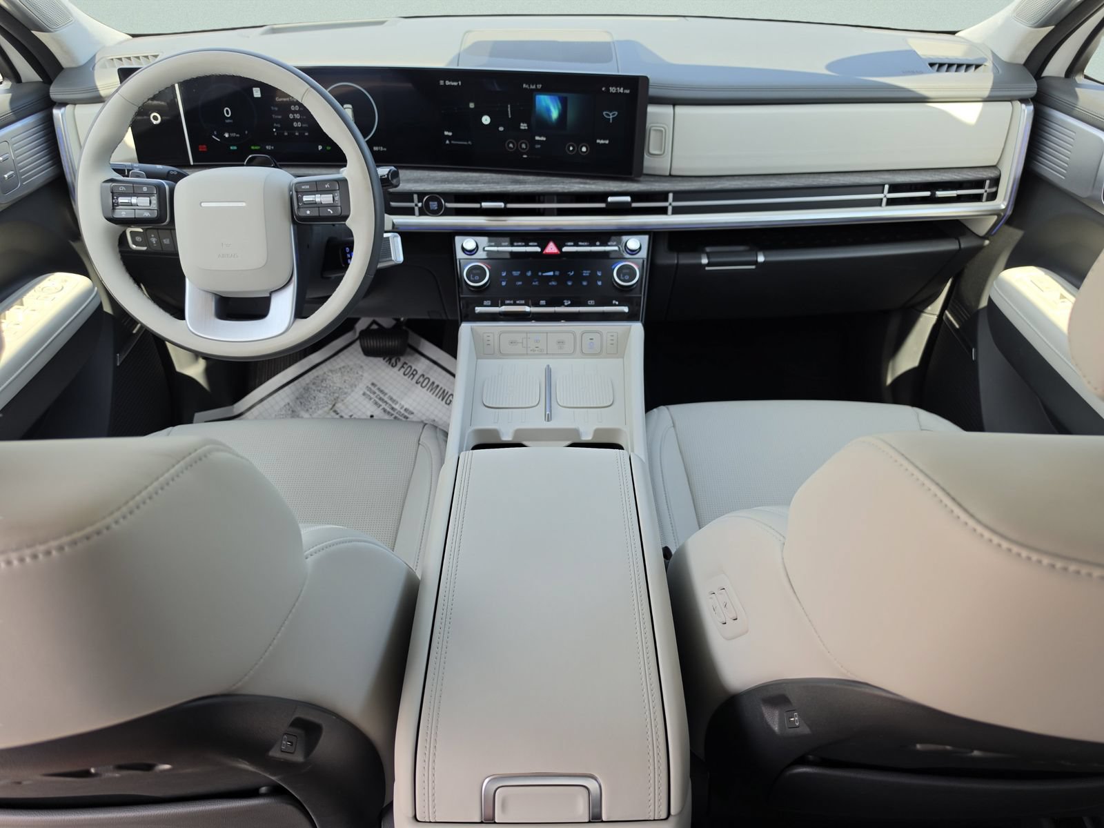 Used 2025 Hyundai Santa Fe Calligraphy AWD/4WD image 16