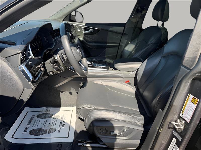 Used 2020 Audi Q8 Prestige w/ Prestige Package AWD/4WD image 18