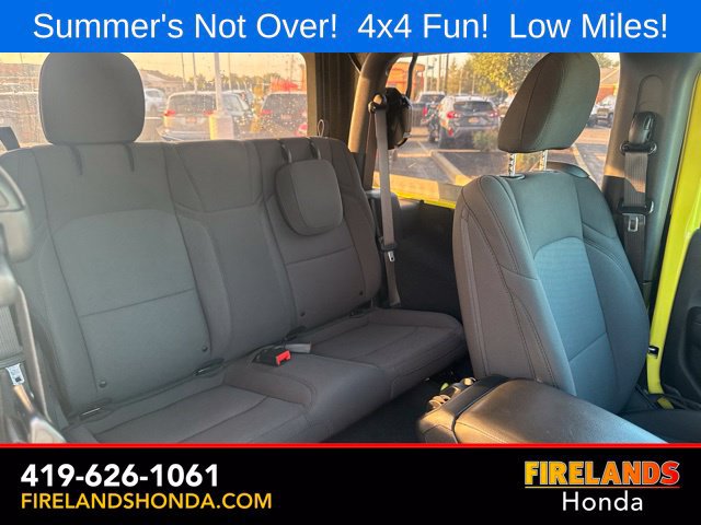 Used 2023 Jeep Wrangler Sport AWD/4WD image 39