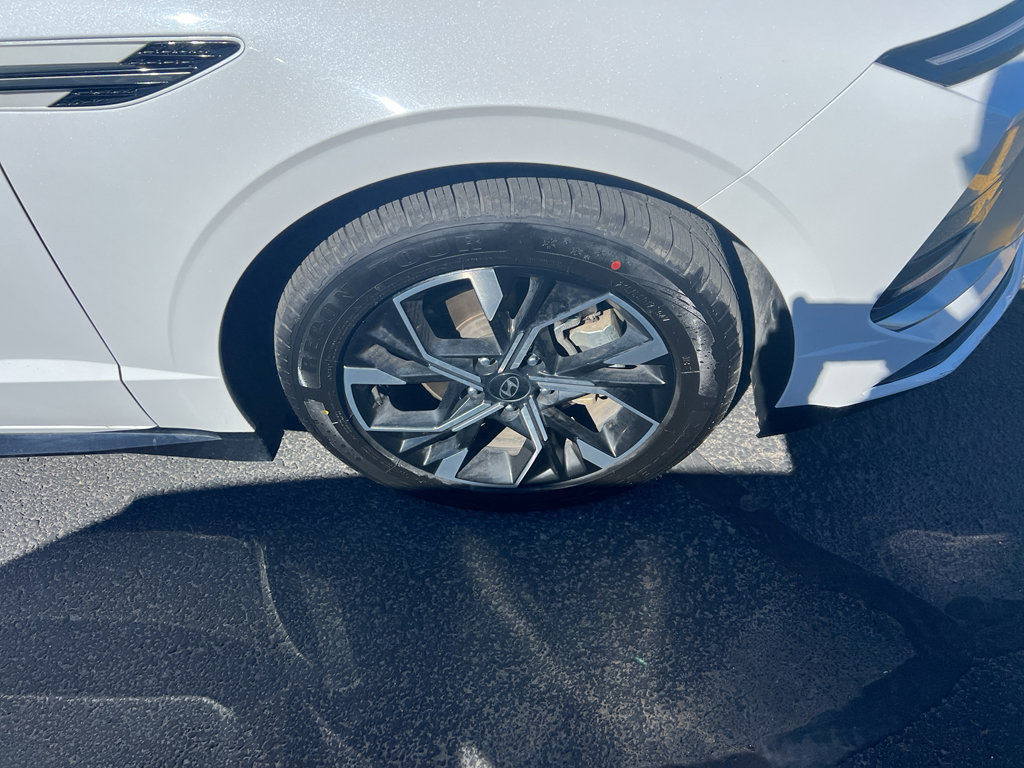 Used 2025 Hyundai Sonata SEL image 2