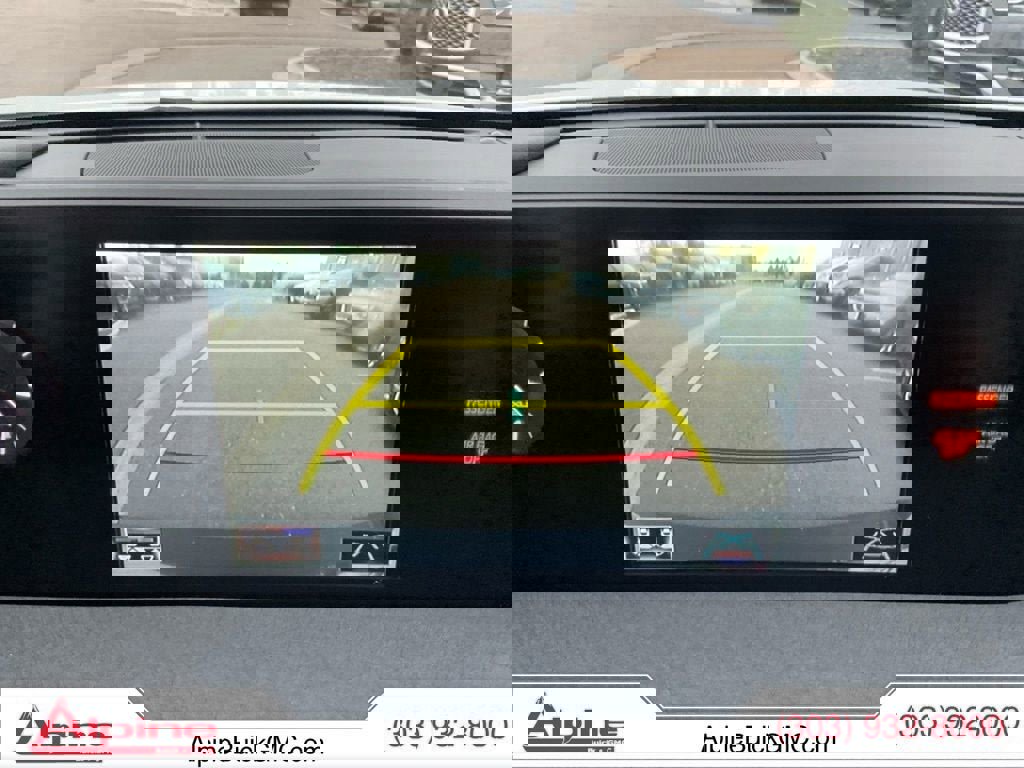 Used 2020 Lexus UX 250h w/ Premium Package image 16