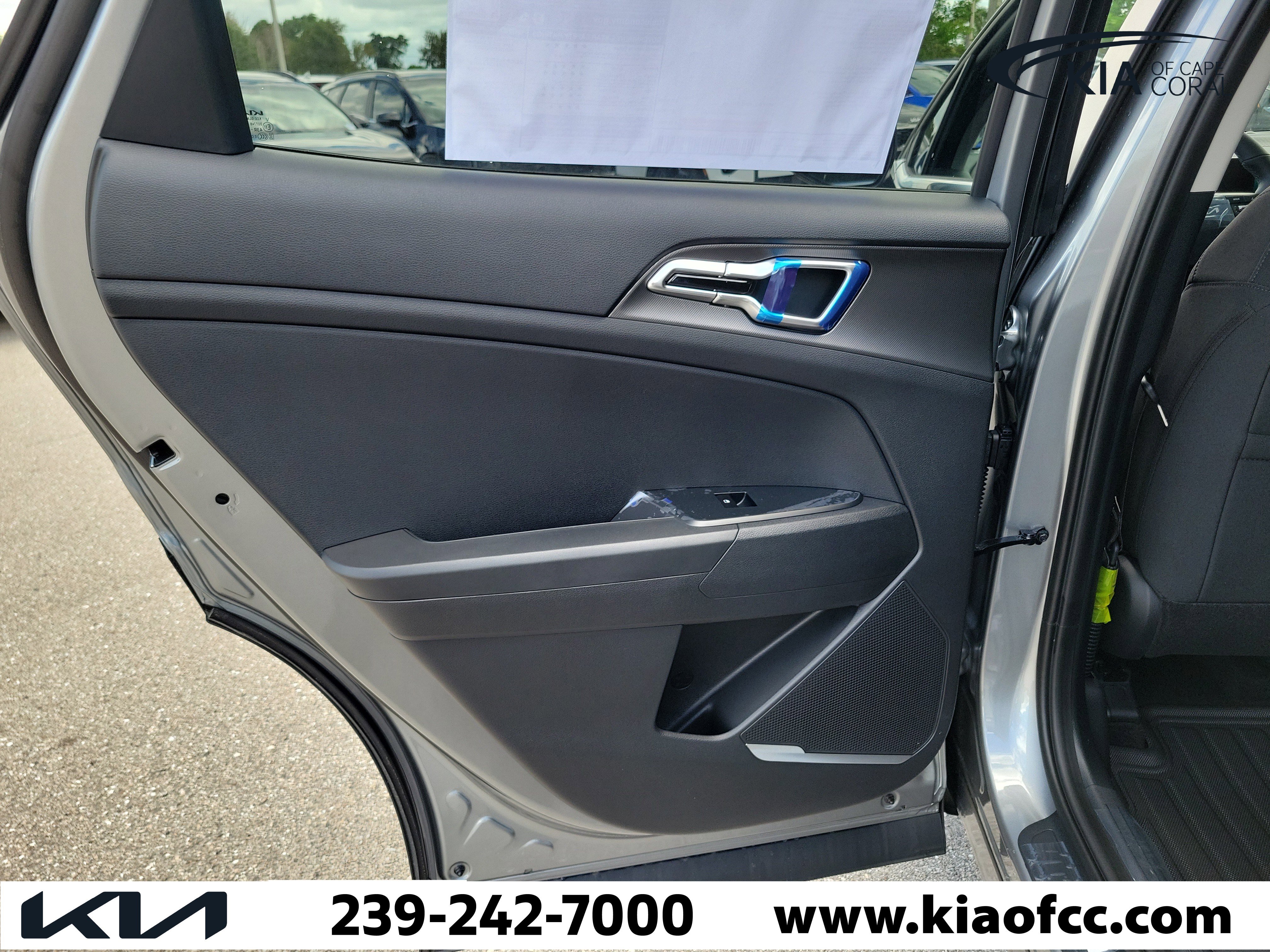New 2026 Kia Sportage LX FWD image 14