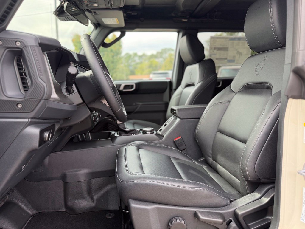 New 2026 Ford Bronco Badlands AWD/4WD image 14