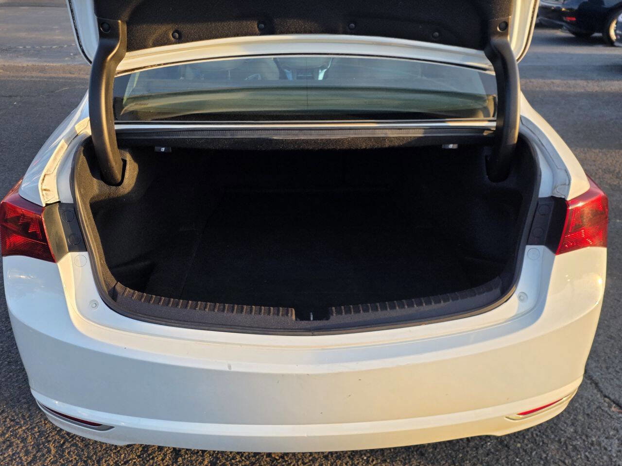 Used 2016 Acura TLX V6 image 22