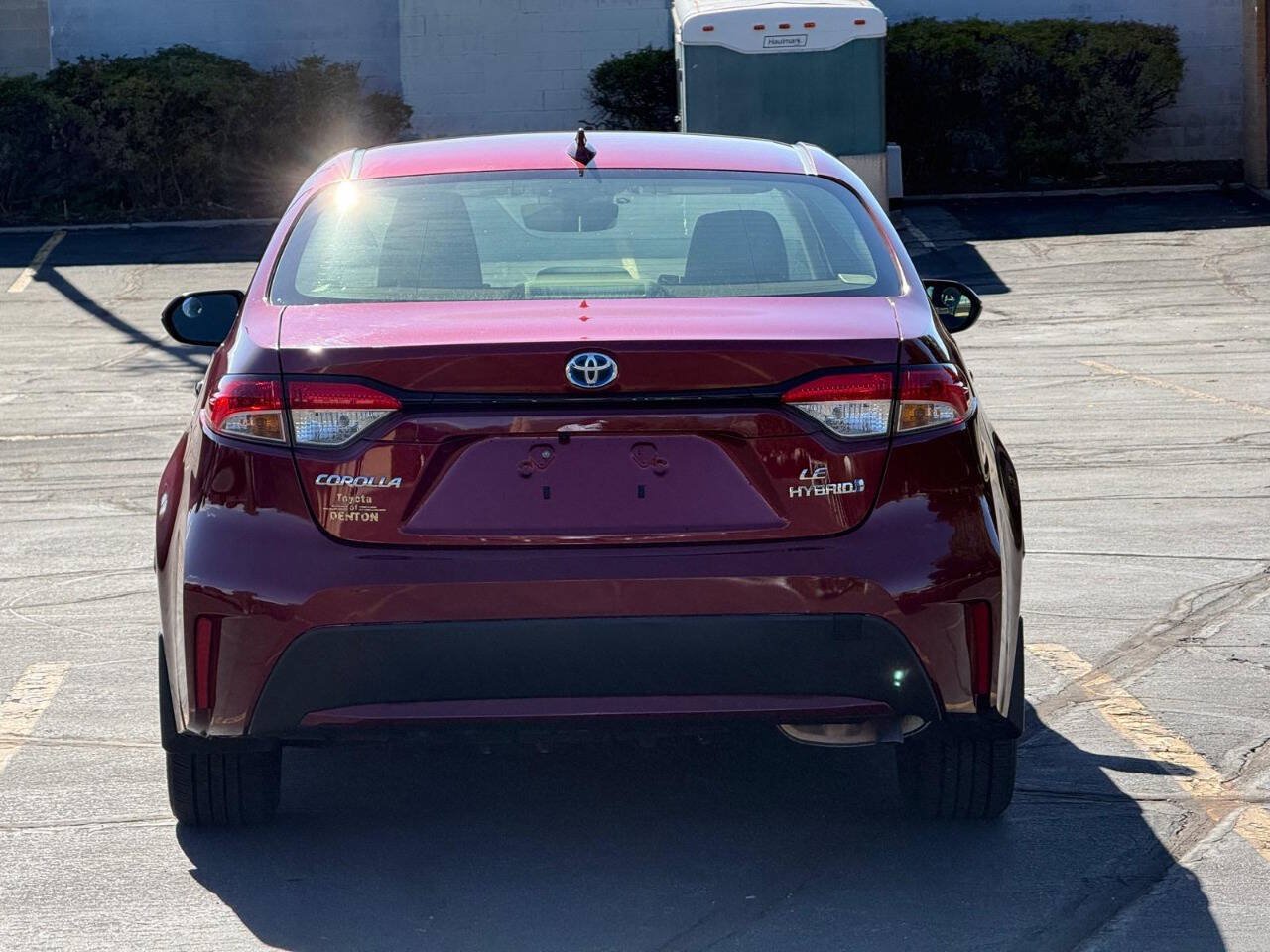 Used 2024 Toyota Corolla LE FWD image 4