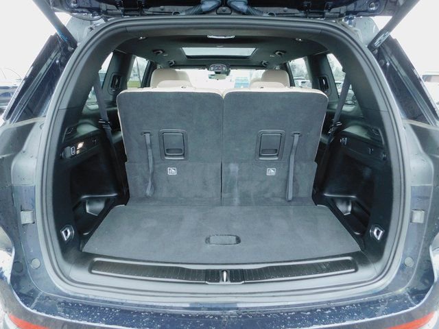 Used 2024 Jeep Grand Cherokee L Limited w/ Luxury Tech Group II image 12