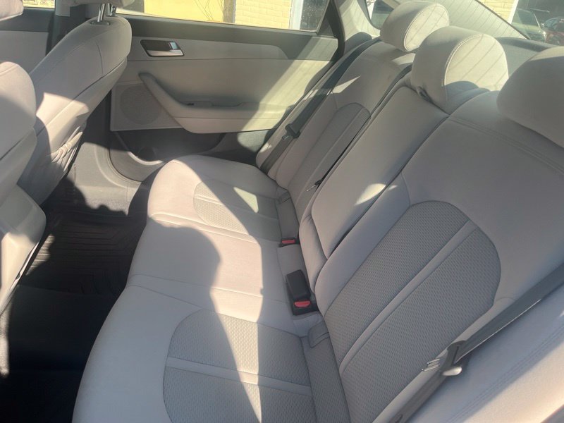 Used 2017 Hyundai Sonata SE FWD image 10