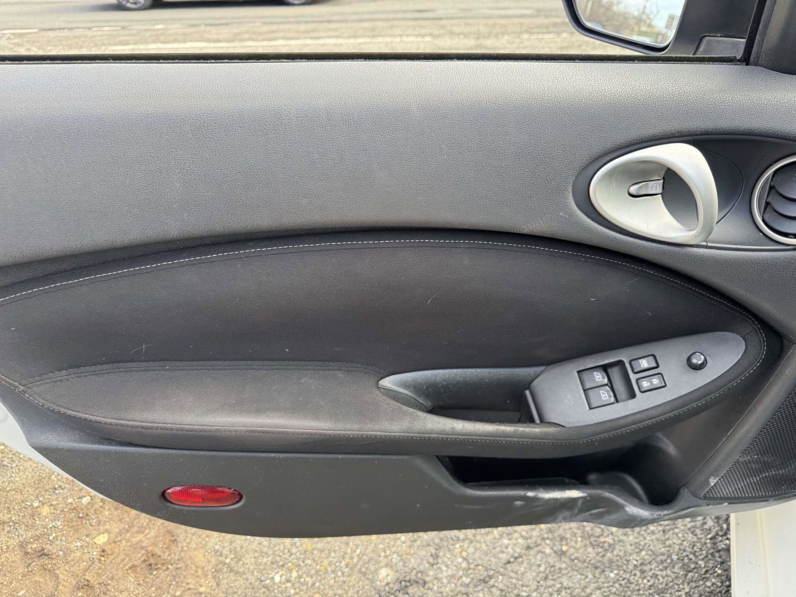 Used 2013 Nissan 370Z Touring w/ Sport Pkg image 10