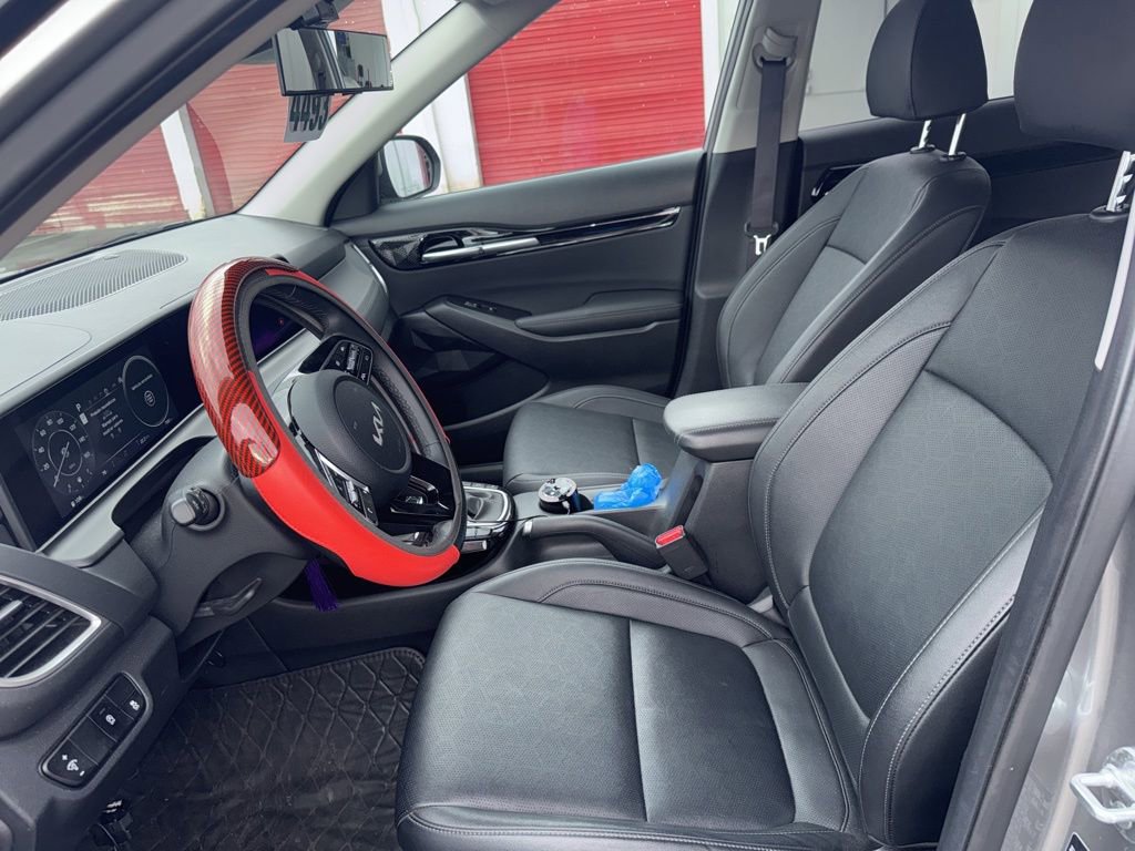 Used 2025 Kia Seltos EX w/ EX Sunroof Package image 8