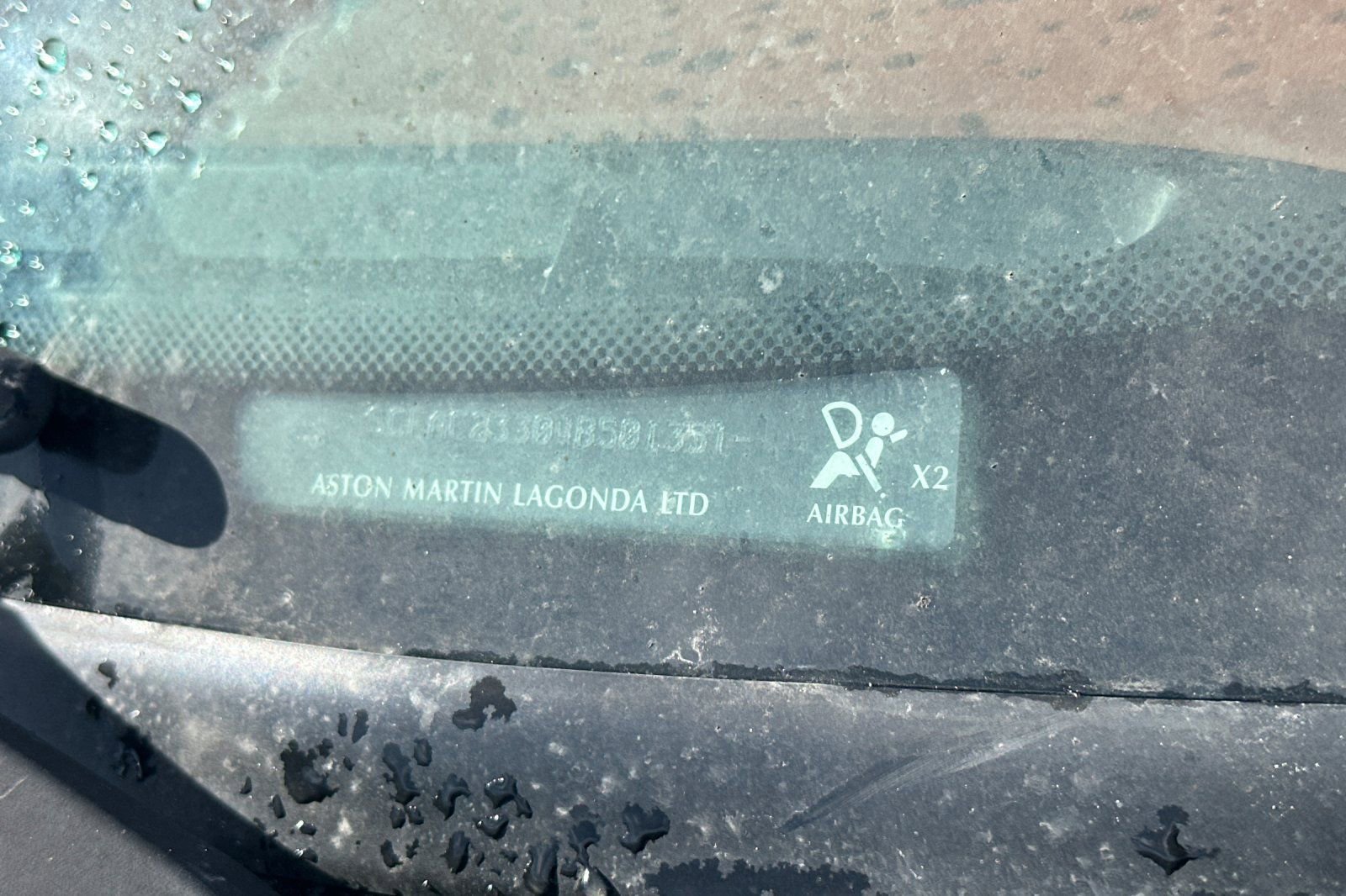 Used 2004 Aston Martin Vanquish image 8