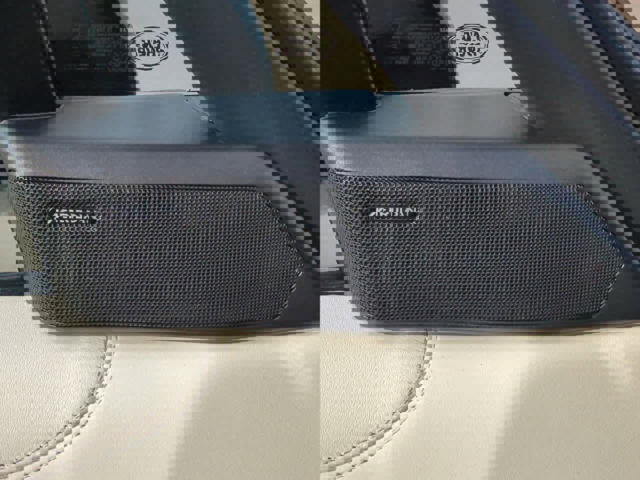 Certified 2024 Land Rover Range Rover SE image 31