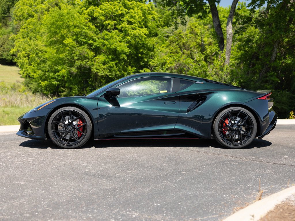 New 2026 Lotus Emira SE RWD image 3
