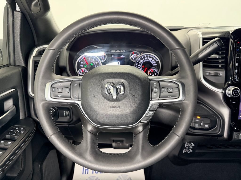 Used 2025 RAM 2500 Big Horn AWD/4WD image 16