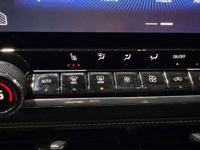 Used 2024 Chevrolet Colorado LT w/ LT Convenience Package II image 51