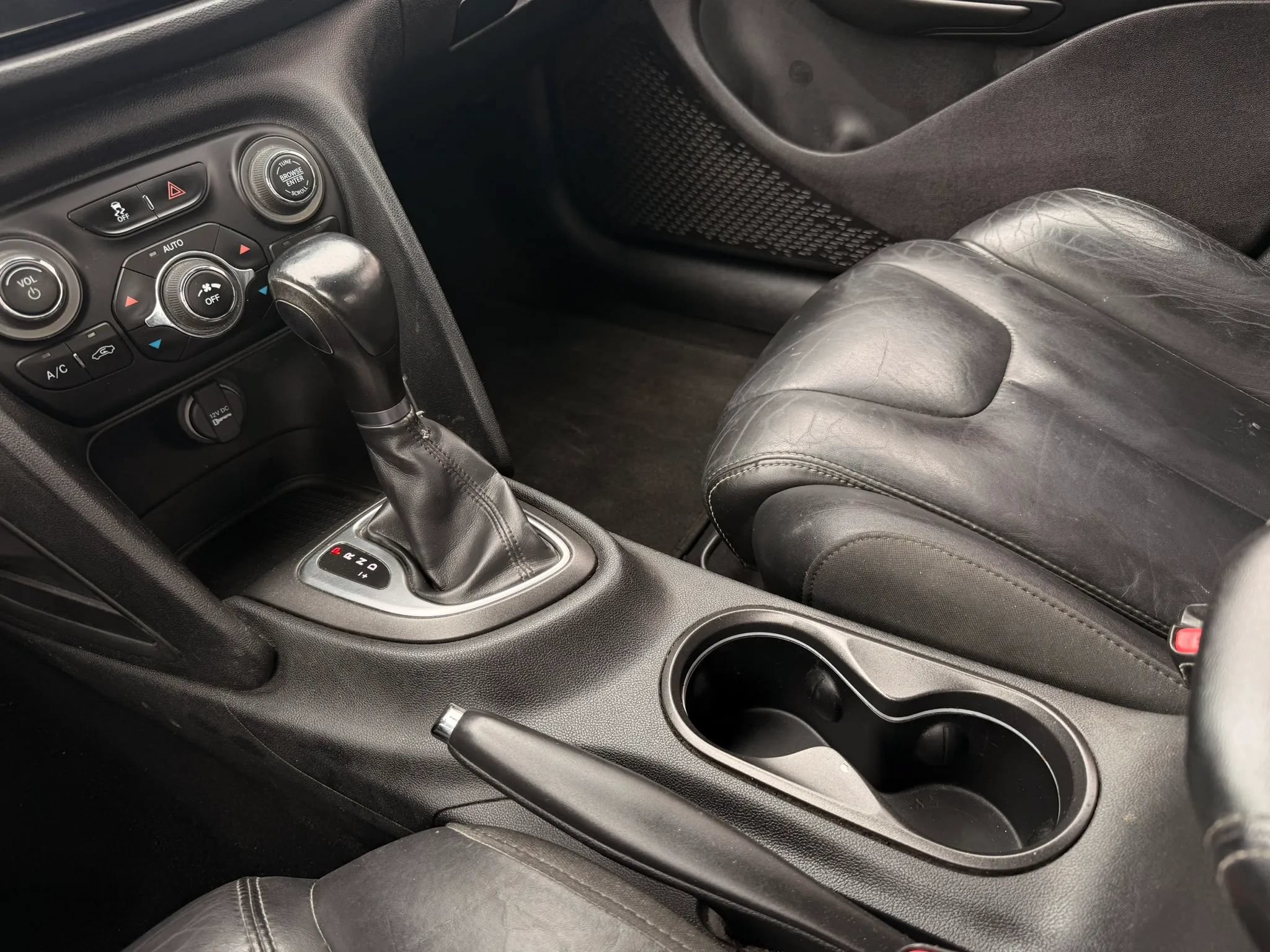 Used 2013 Dodge Dart Limited w/ Premium Group FWD image 20