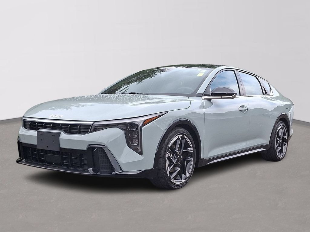 Certified 2025 Kia K4 GT-Line w/ GT-Line Sunroof Package FWD image 3