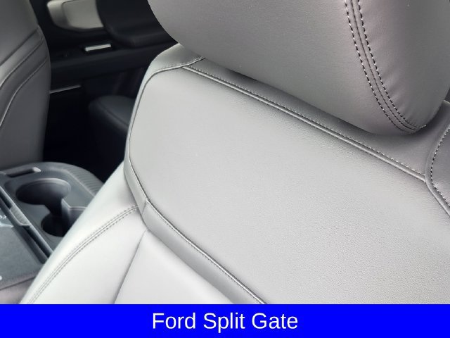 New 2026 Ford Expedition Active RWD image 16
