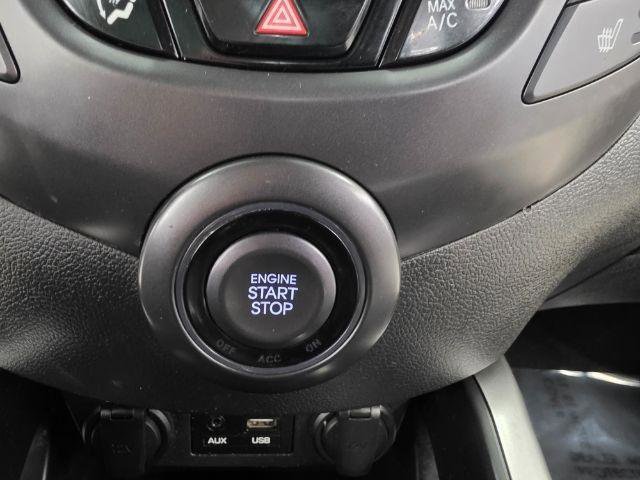 Used 2016 Hyundai Veloster Turbo FWD image 15