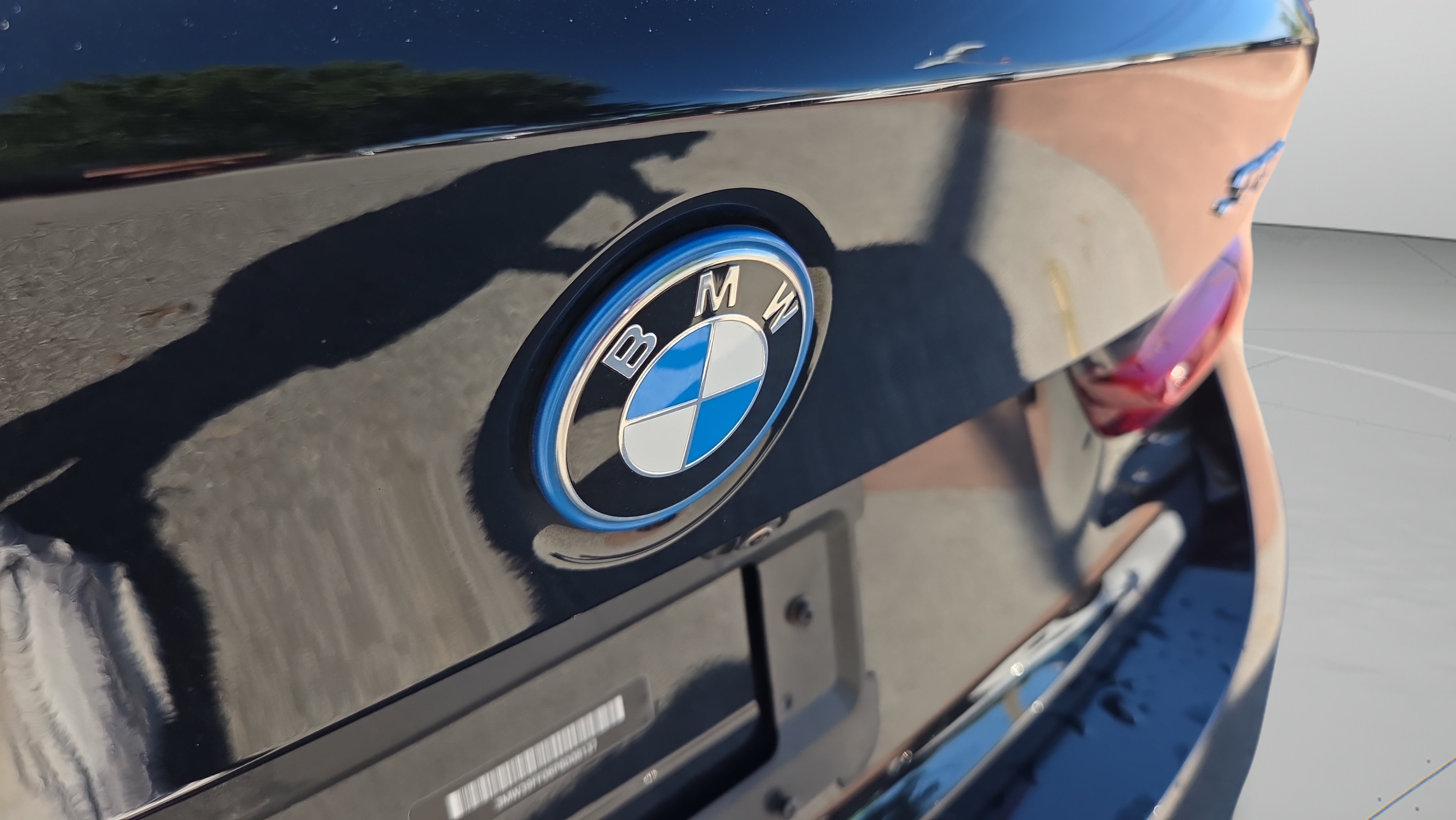 Used 2023 BMW 330e w/ Driving Assistance Package RWD image 30