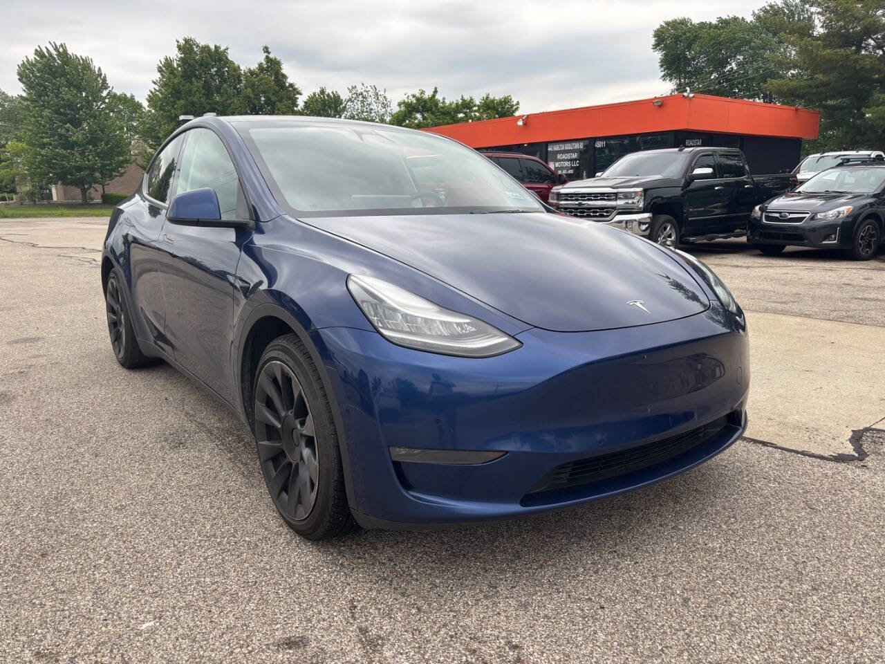Used 2021 Tesla Model Y Long Range AWD/4WD image 3