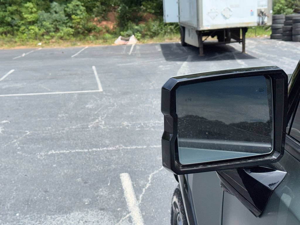 Used 2024 GMC Hummer EV 3X AWD/4WD image 11