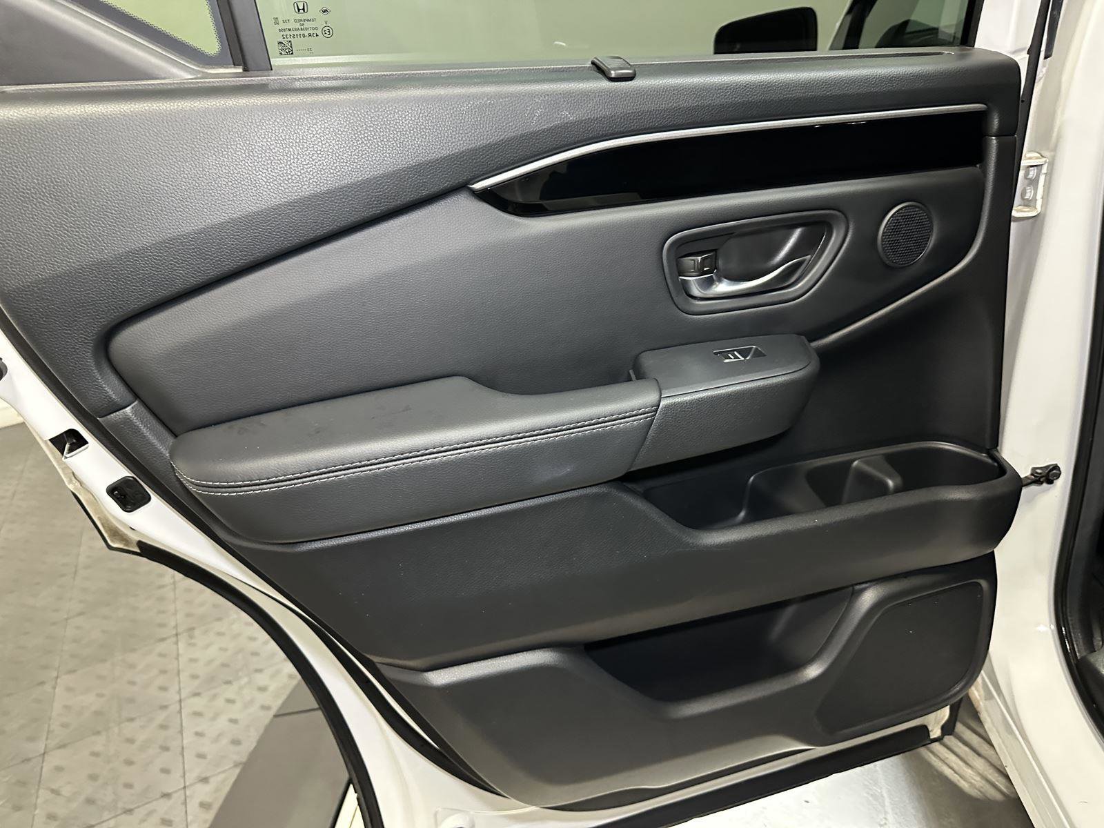 Certified 2024 Honda Pilot EX-L image 30