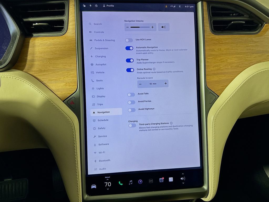 Used 2020 Tesla Model X Long Range image 37