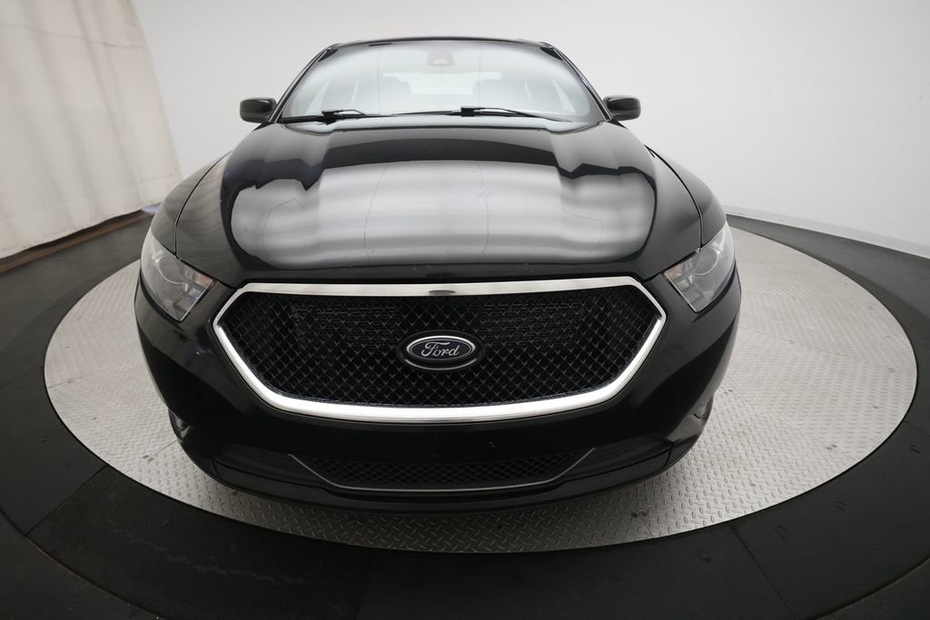Used 2017 Ford Taurus SHO AWD/4WD image 11