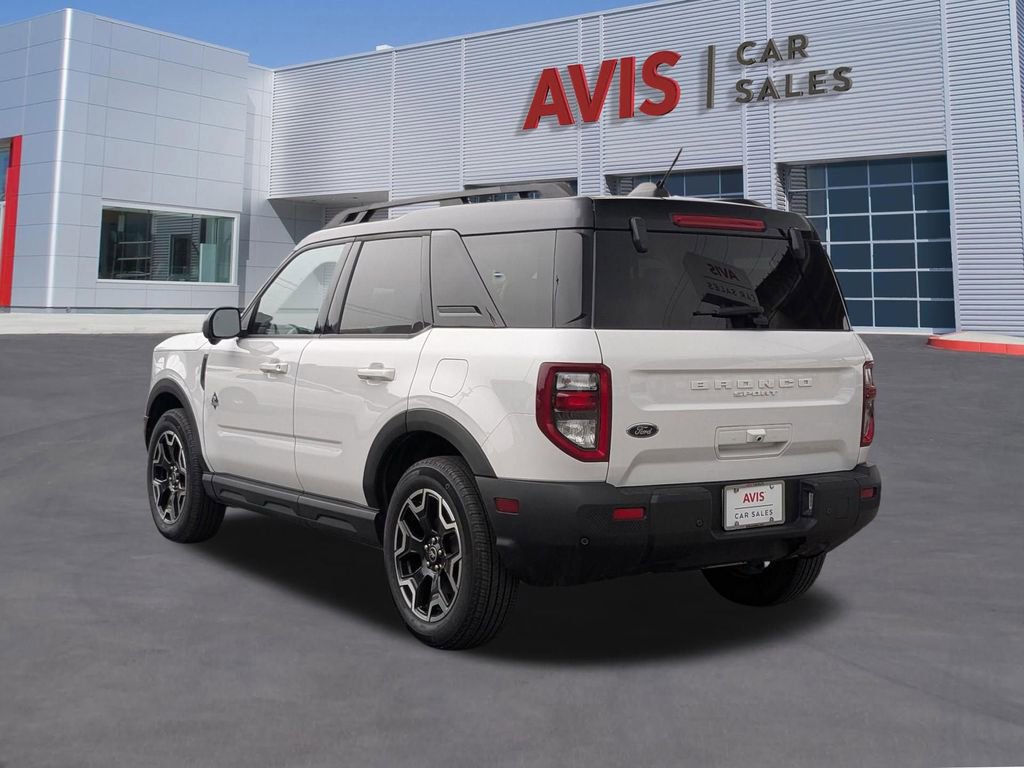 Used 2025 Ford Bronco Sport Outer Banks w/ Outer Banks Tech Package+ AWD/4WD image 3
