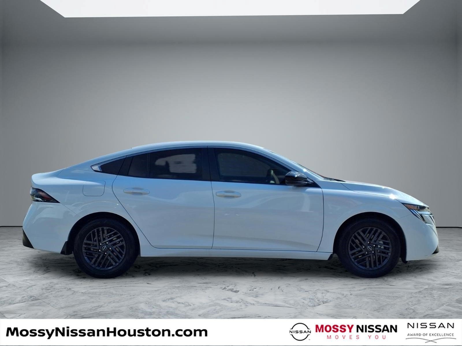 Certified 2026 Nissan Sentra SV w/ SV Convenience Package FWD image 8