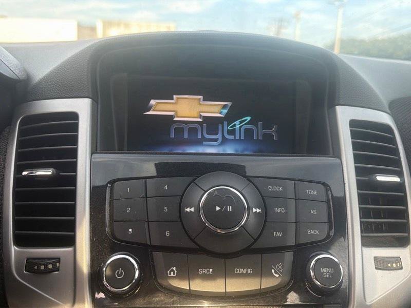 Used 2014 Chevrolet Cruze LT FWD image 21