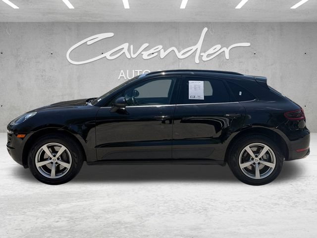 Used 2018 Porsche Macan AWD/4WD image 2