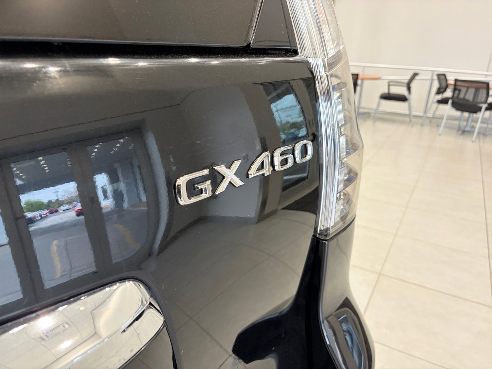 Used 2018 Lexus GX 460 Premium w/ Premium Package AWD/4WD image 24
