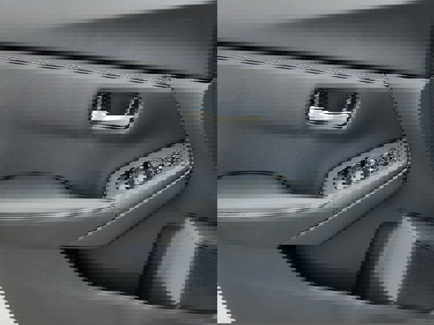 Used 2024 Nissan Sentra SV w/ Trunk Package image 9