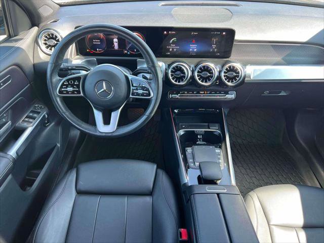 Used 2022 Mercedes-Benz GLB 250 4MATIC image 12
