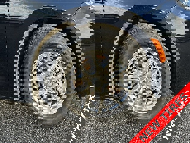 Certified 2024 Chrysler Pacifica Touring-L image 13