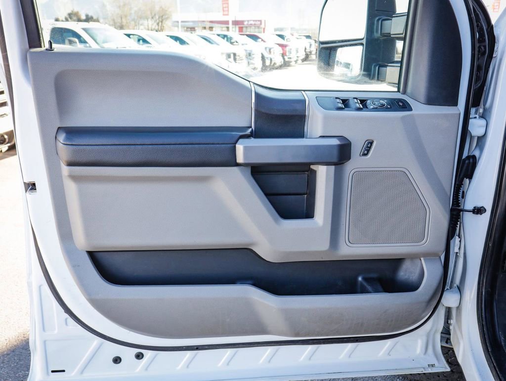 Used 2019 Ford F250 XLT w/ XLT Value Package AWD/4WD image 15