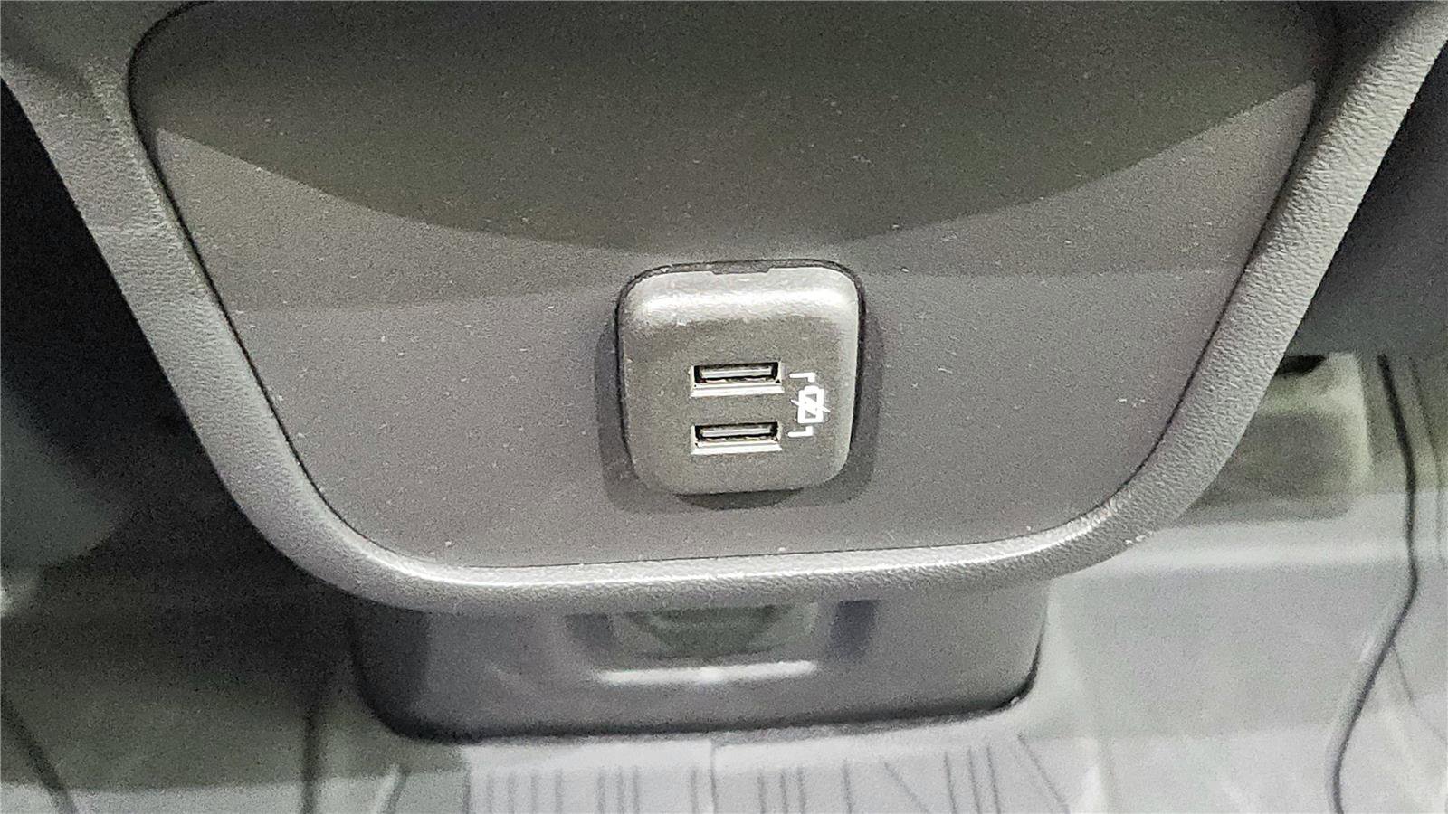 Used 2024 GMC Terrain SLT w/ Infotainment Package II image 37