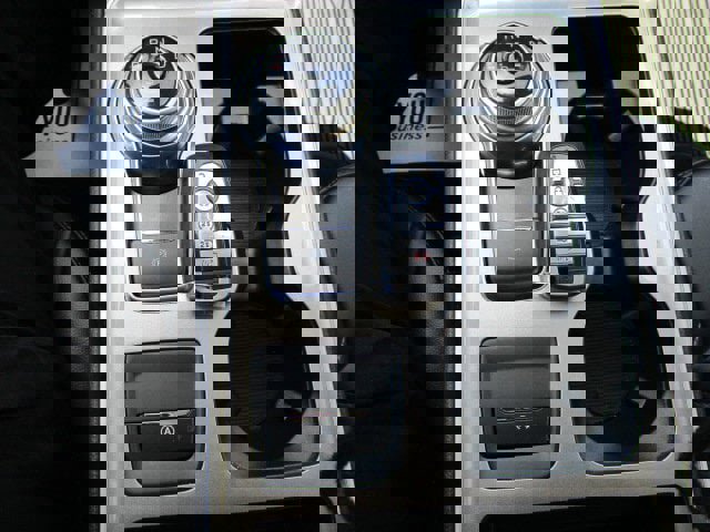 Used 2023 Ford Edge SEL w/ Convenience Package image 16