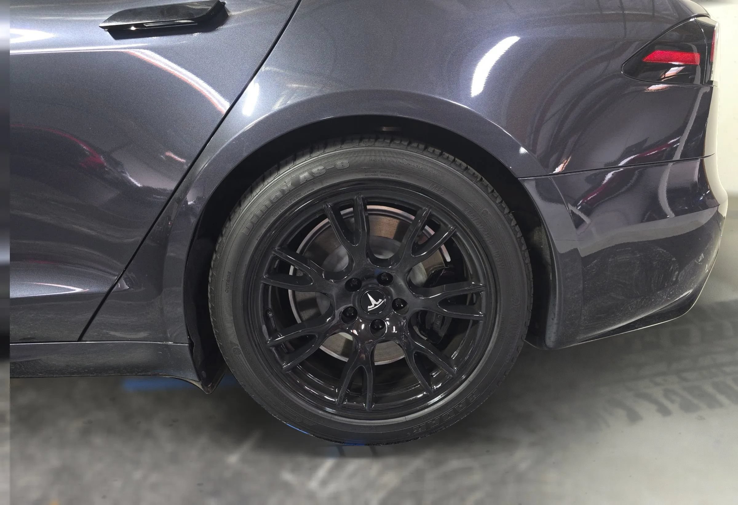 Used 2024 Tesla Model S AWD/4WD image 19