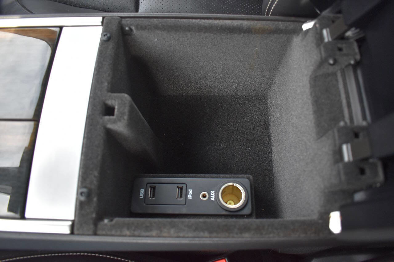 Used 2012 Jaguar XF R image 29