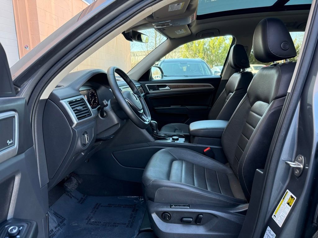Used 2019 Volkswagen Atlas SEL Premium image 9