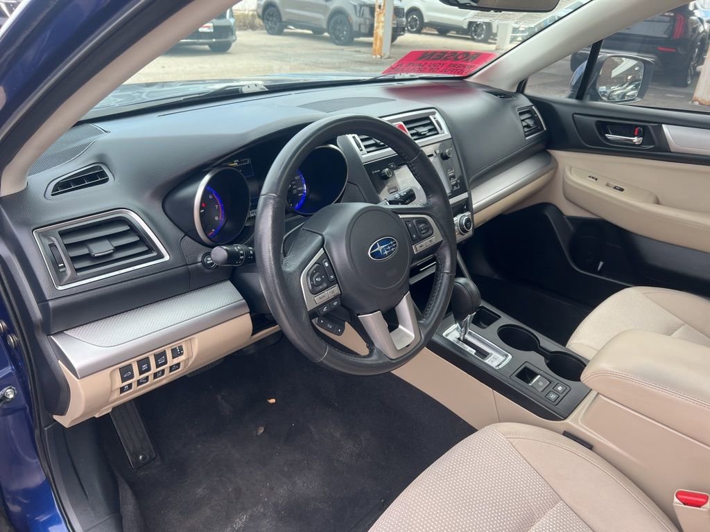 Used 2017 Subaru Outback 2.5i Premium image 6