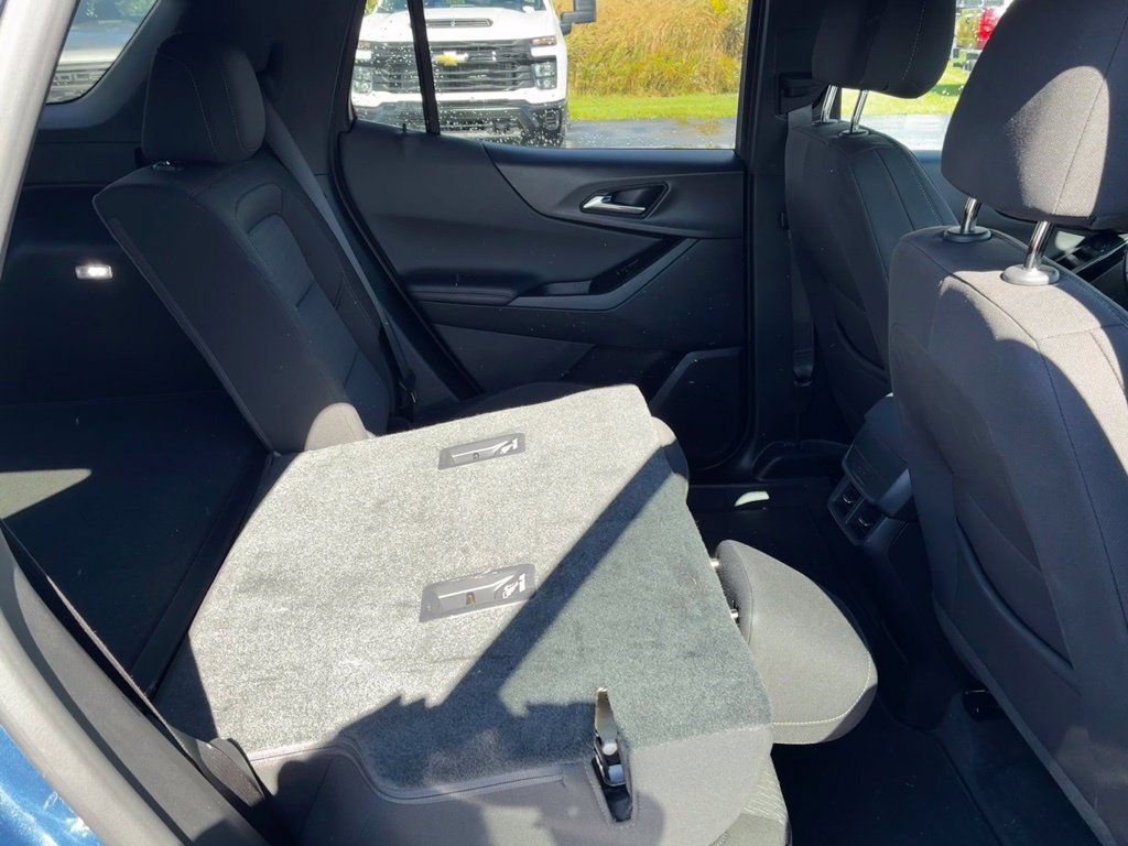 Used 2026 Chevrolet Equinox LT AWD/4WD image 24