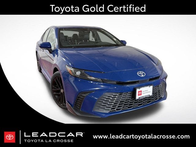 Certified 2025 Toyota Camry SE FWD image 1