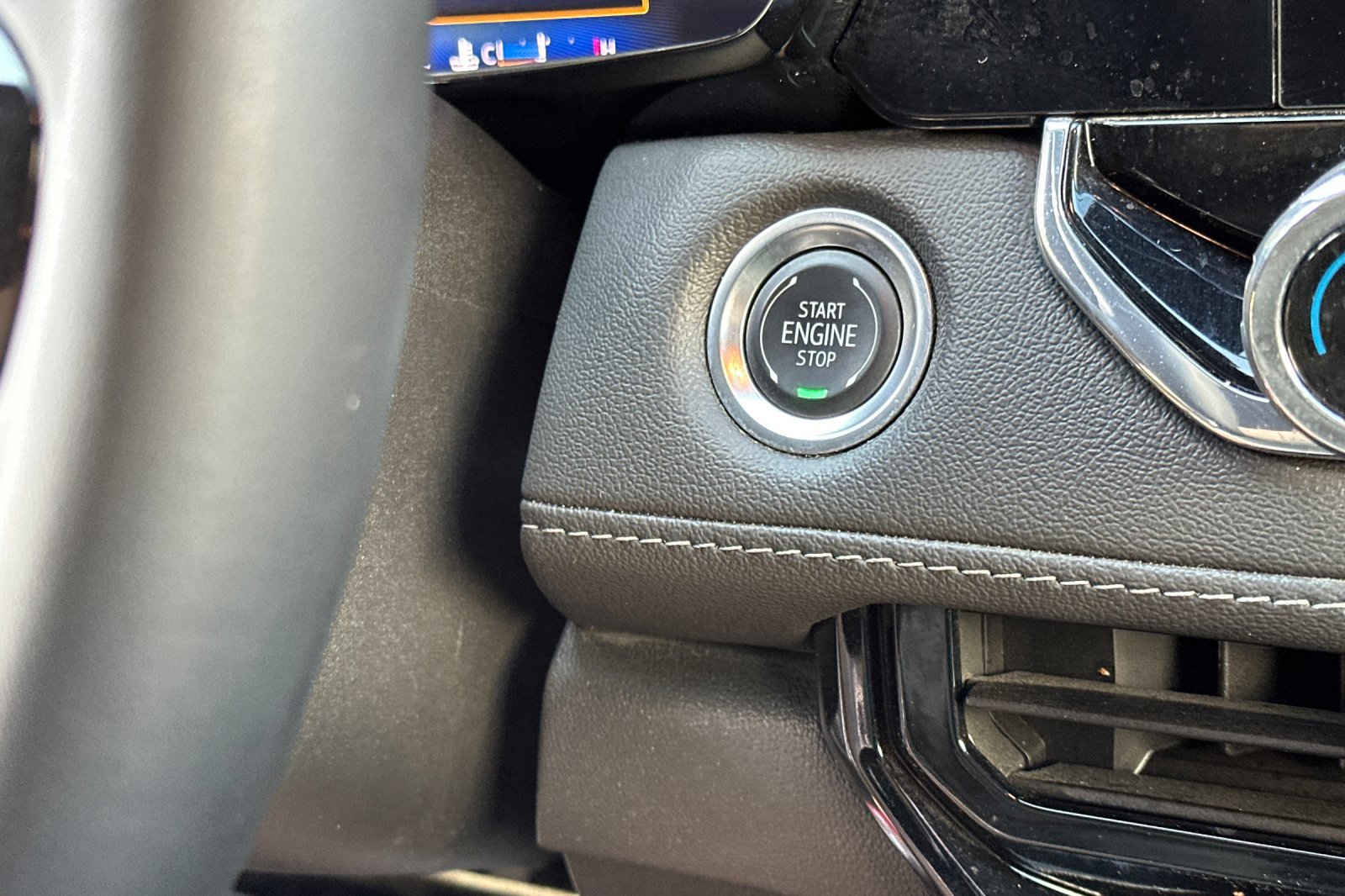 Certified 2024 Chevrolet Colorado LT w/ LT Convenience Package image 22