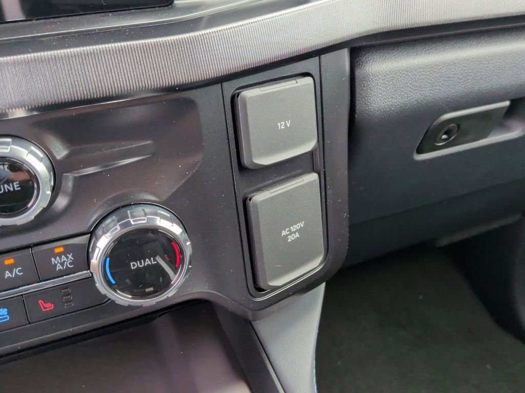 New 2026 Ford F250 Platinum image 32