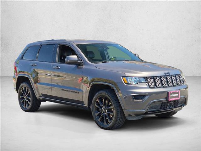 Used 2021 Jeep Grand Cherokee Laredo X AWD/4WD image 4