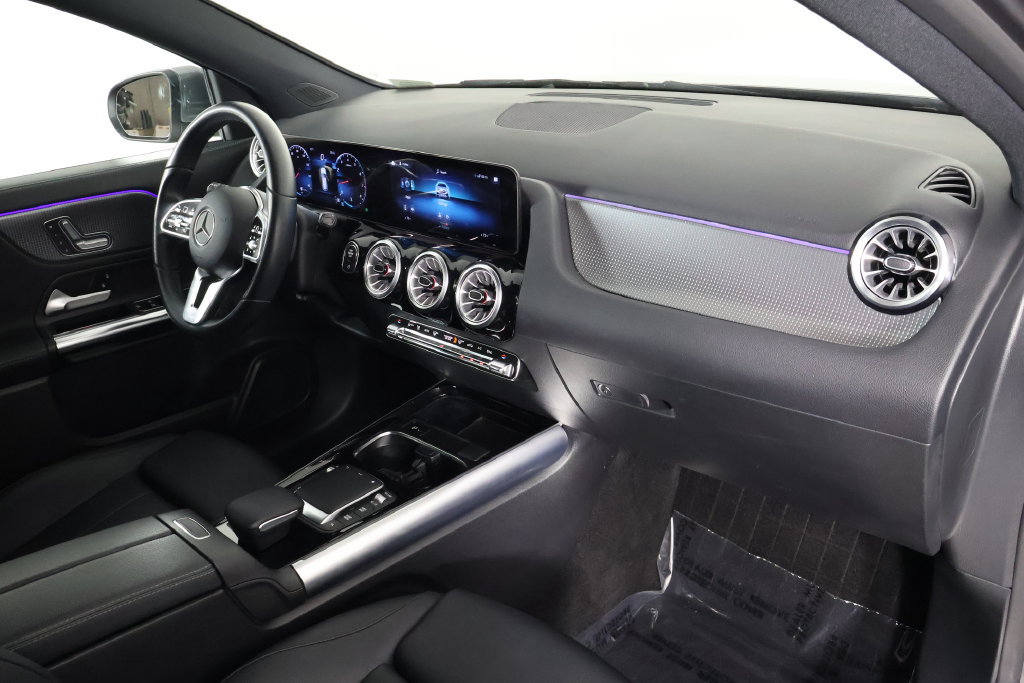 Certified 2022 Mercedes-Benz GLA 250 4MATIC image 9