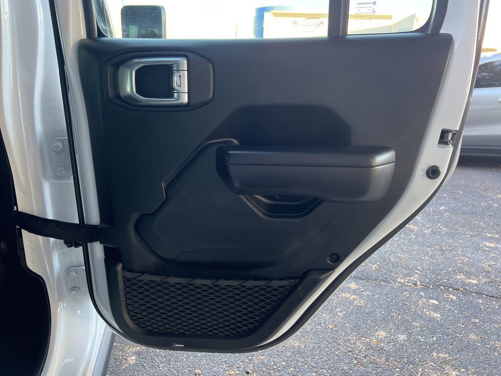 Used 2021 Jeep Wrangler Unlimited Sport image 13